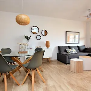 Apartamento Beachfront La Jacaranda, Marbella
