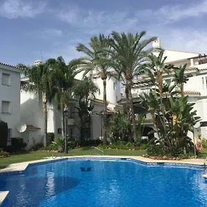 Beautiful 2 Bedroom @ Puerto Banus! Marbella